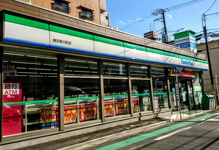 コンビニ　ファミリーマート横浜新川町店（コンビニ）まで47m