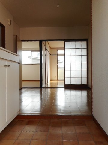 玄関　落ち着いた玄関です