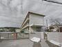 小学校　鎌倉市立腰越小学校（小学校）まで740m