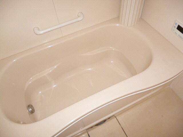 バス・シャワールーム　追炊き付風呂