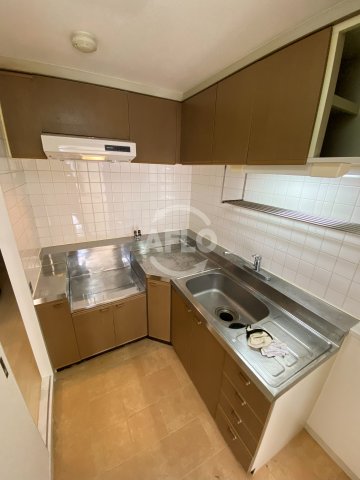 キッチン　テン・フォーティー　キッチン