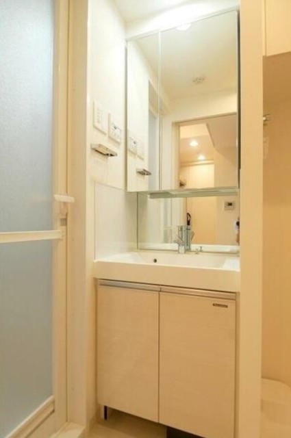 洗面設備　同仕様写真