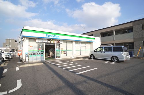 コンビニ　ファミリーマート市原五井更級通り店（コンビニ）まで164m