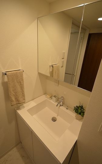 洗面設備　※同物件別部屋です