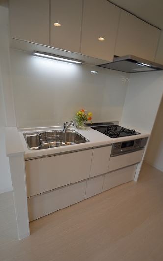 キッチン　※同物件別部屋です