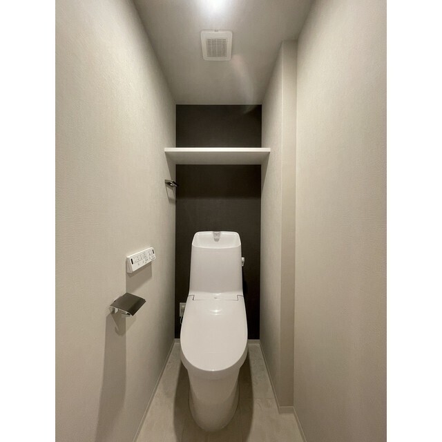 トイレ　清潔感のあるトイレです