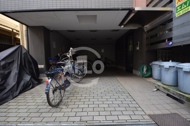 エントランス　サングラン九条　エントランス