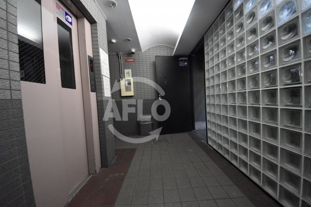 ロビー　サングラン九条　ロビー