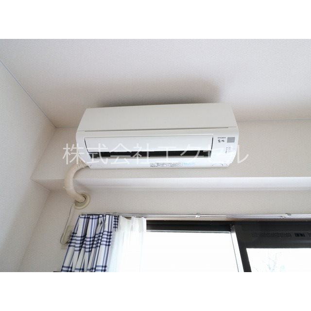 その他設備　エアコン付で一年中快適にお住み頂けます。