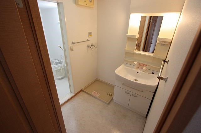 洗面設備　洗面所