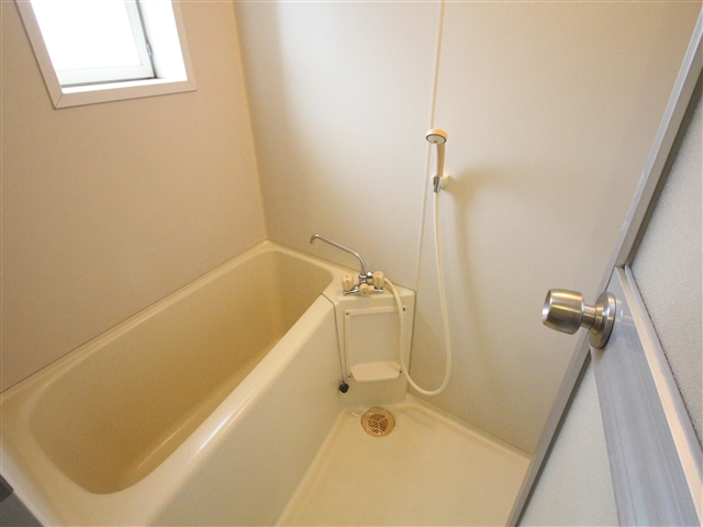 バス・シャワールーム　浴室です。