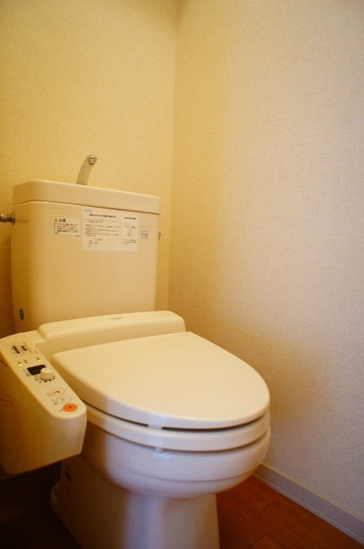 トイレ　図面と現状に相違がある場合には現状を優先