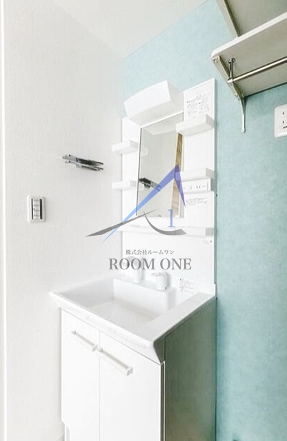 洗面設備　独立洗面台です。