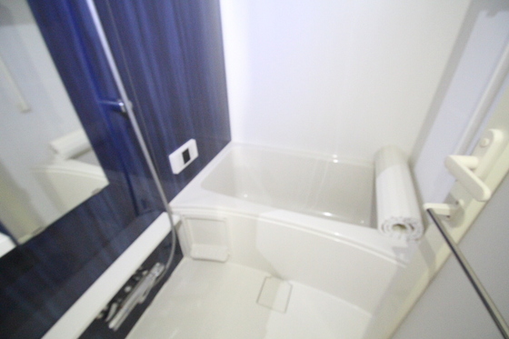 バス・シャワールーム　※別部屋の写真です