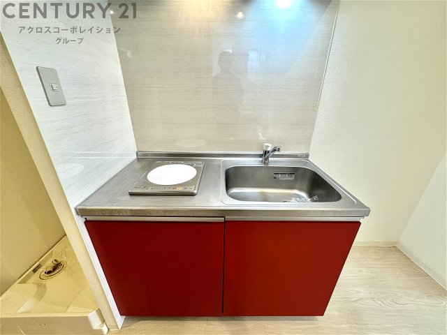 キッチン　IHコンロ付きのコンパクトで使いやすいキッチンです！