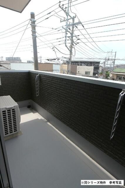 バルコニー　バルコニーがあります