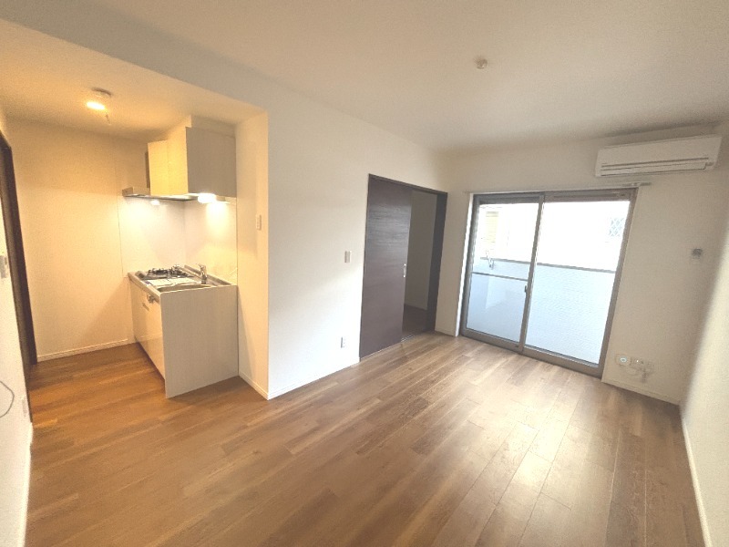 居室・リビング　別号室イメージ