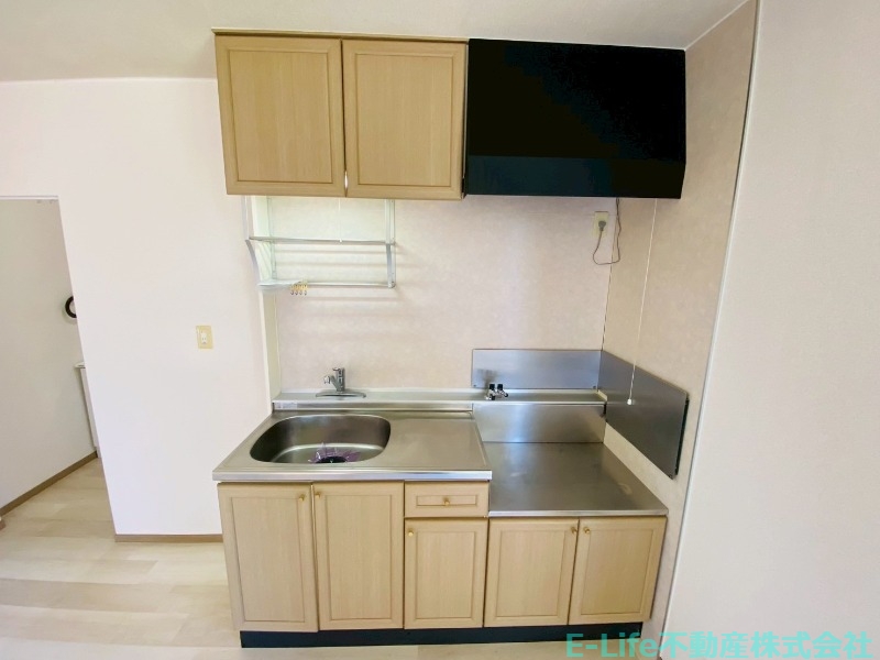 キッチン　※別部屋写真　反転