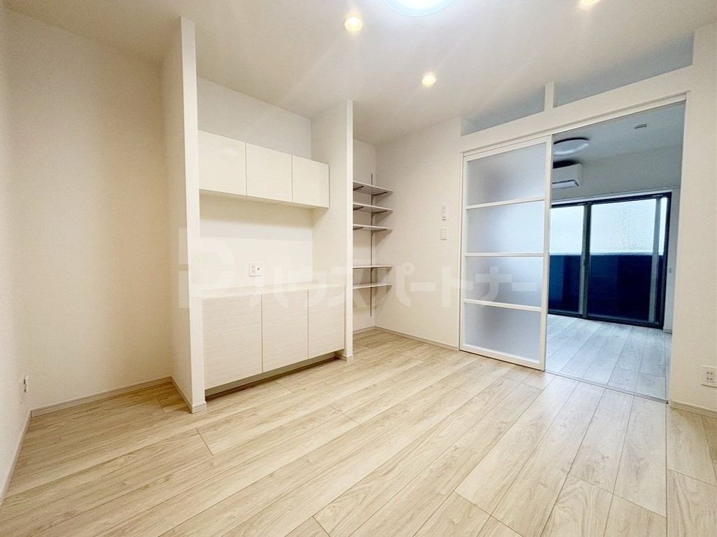 居室・リビング　収納