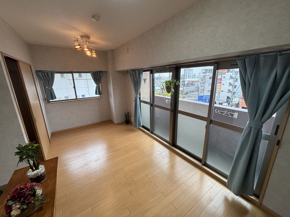 居室・リビング　洋式トイレです