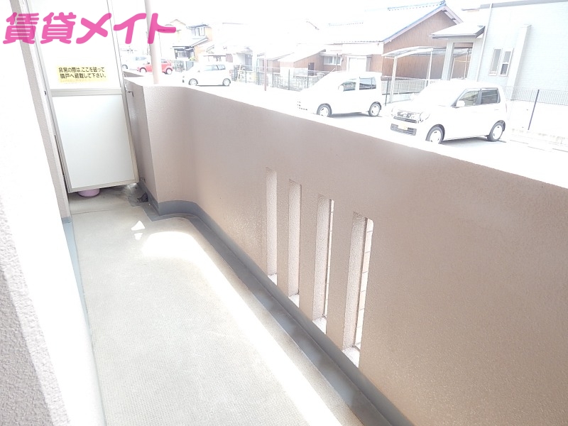 バルコニー　同物件別室写真