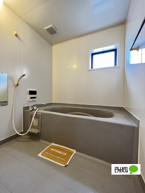 バス・シャワールーム　１０３