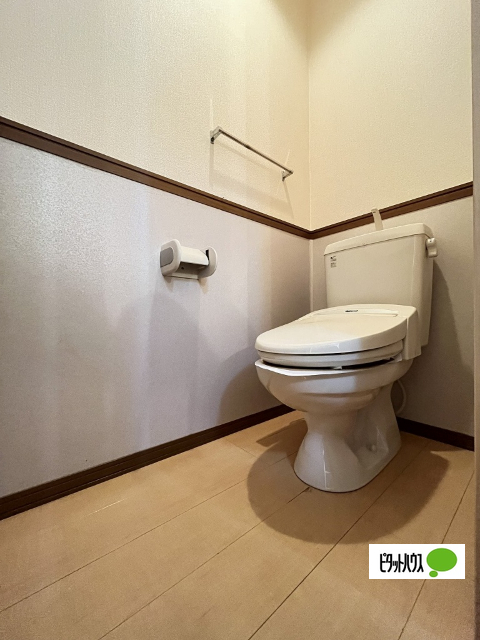 トイレ　１０３