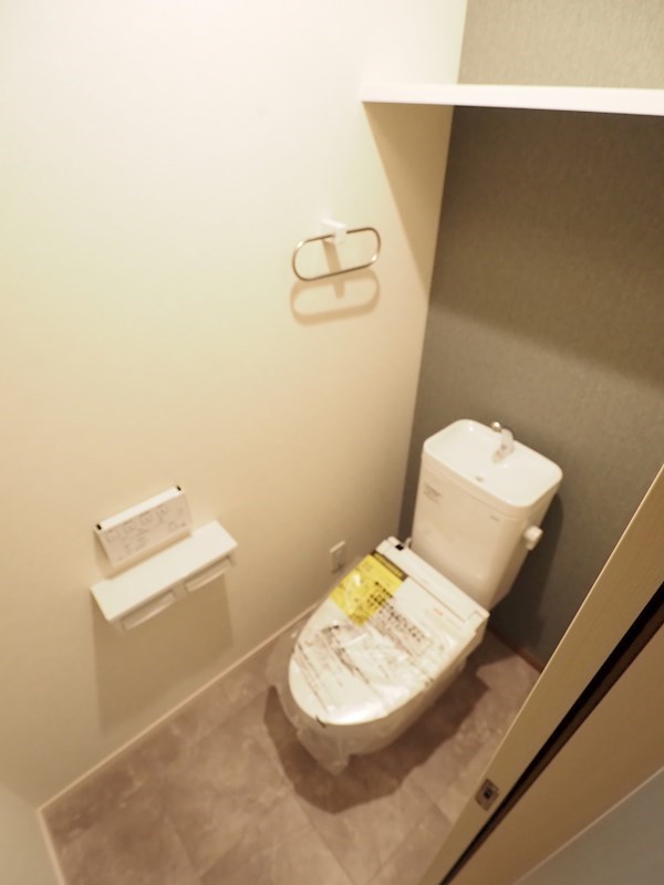 トイレ　ウォシュレット付きのトイレです。