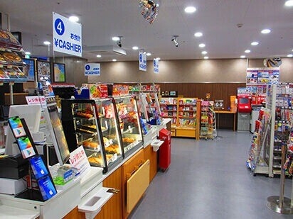 コンビニ　ローソン国立循環器病研究センター店（コンビニ）まで480m