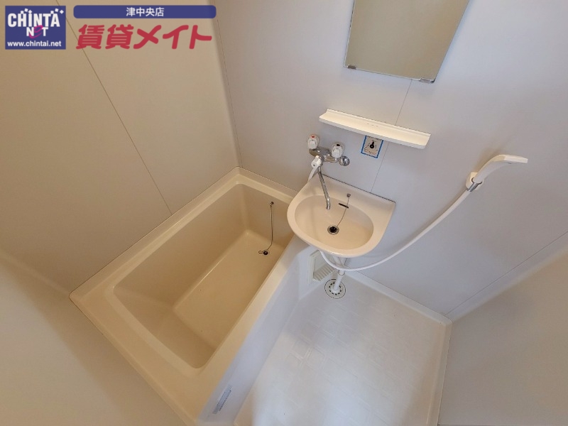 バス・シャワールーム　同物件別室写真