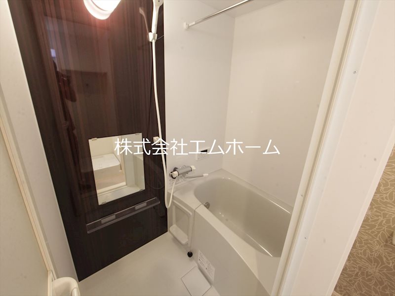 バス・シャワールーム　バスルーム　浴室暖房乾燥機追い焚き付き浴室