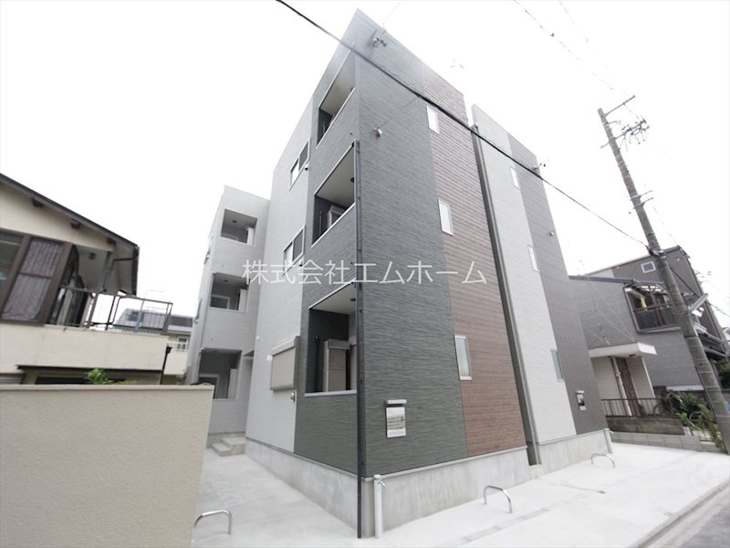 建物外観　外観　オートロック付　宅配ＢＯＸ有り