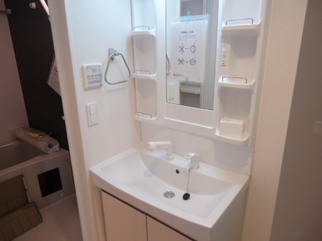 洗面設備　洗髪洗面化粧台