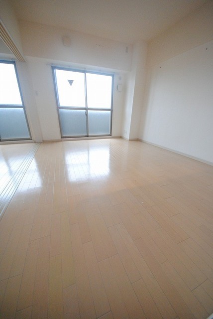 居室・リビング　写真は５０１号室