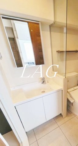 洗面設備　独立洗面台です。