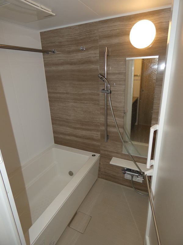 バス・シャワールーム