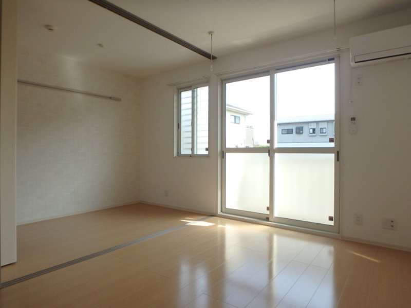 居室・リビング　図面と現状に相違がある場合には現状を優先