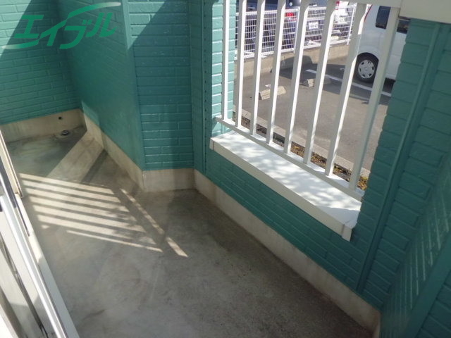 バルコニー　同物件別室の写真です