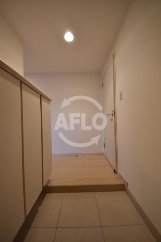 玄関　ベルファース大阪新町　玄関