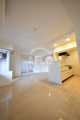 居室・リビング　ベルファース大阪新町　リビング