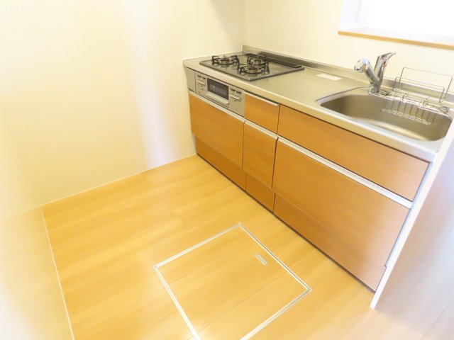 キッチン　他部屋の参考写真です。