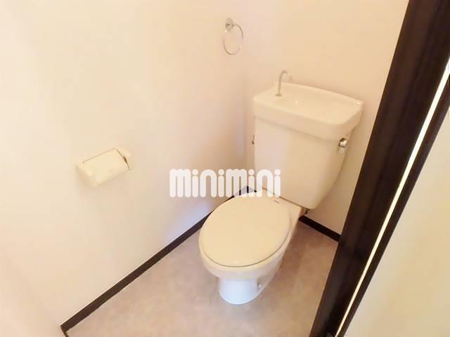 トイレ　リノベーション前