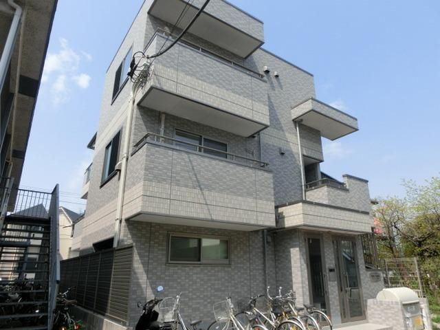 建物外観　新松戸駅徒歩５分