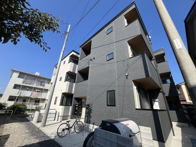 建物外観　★オートロック★浴室乾燥機★ネット無料★デザイナーズ物件★