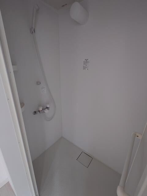 バス・シャワールーム　?