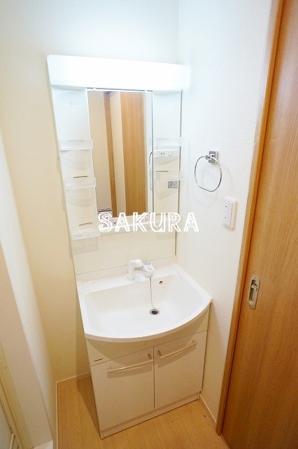 洗面設備　忙しい朝には欠かせない洗面所です♪