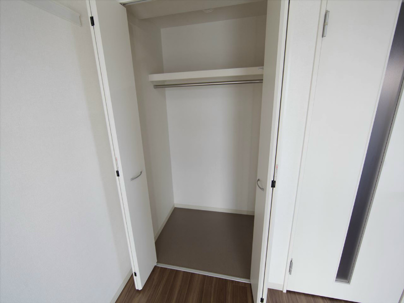 収納　ウォークインクローゼット（収納充実してます）