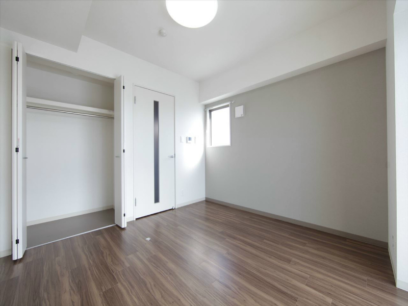 居室・リビング　洋室7.1帖　ウォークインクローゼット（収納充実してます）