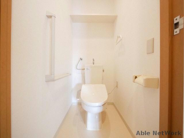 トイレ　※同物件反転タイプ