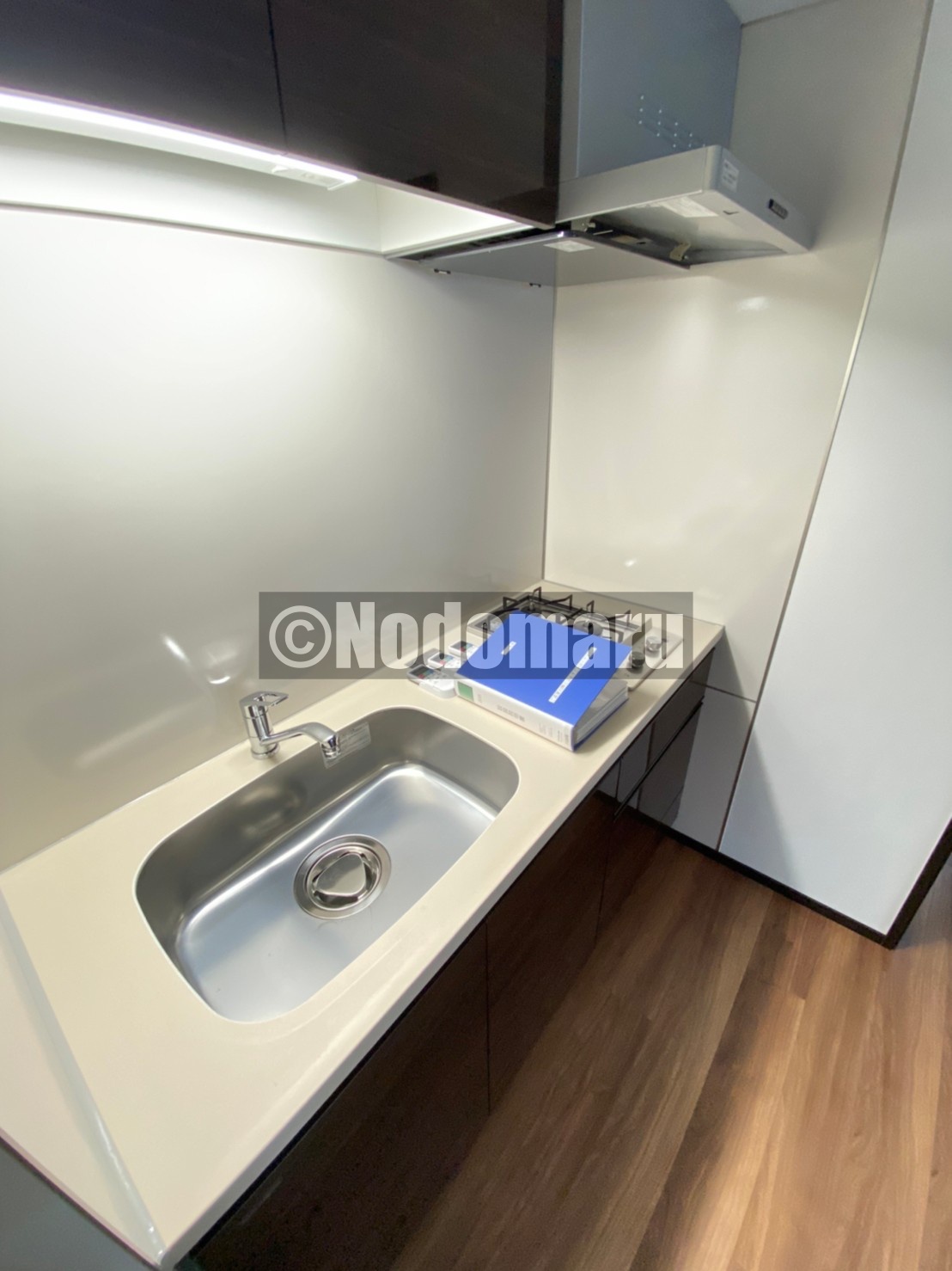 キッチン　※写真は同タイプの別部屋になります